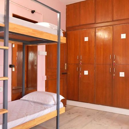 Roambay - Gokulam Hostel Мисор Екстериор снимка