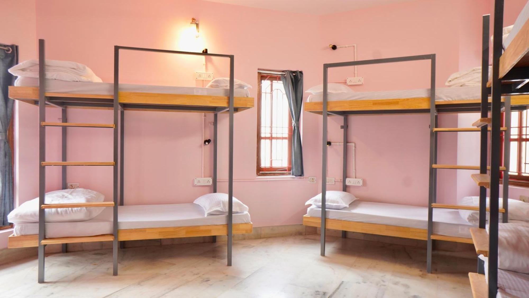 Roambay - Gokulam Hostel Мисор Екстериор снимка