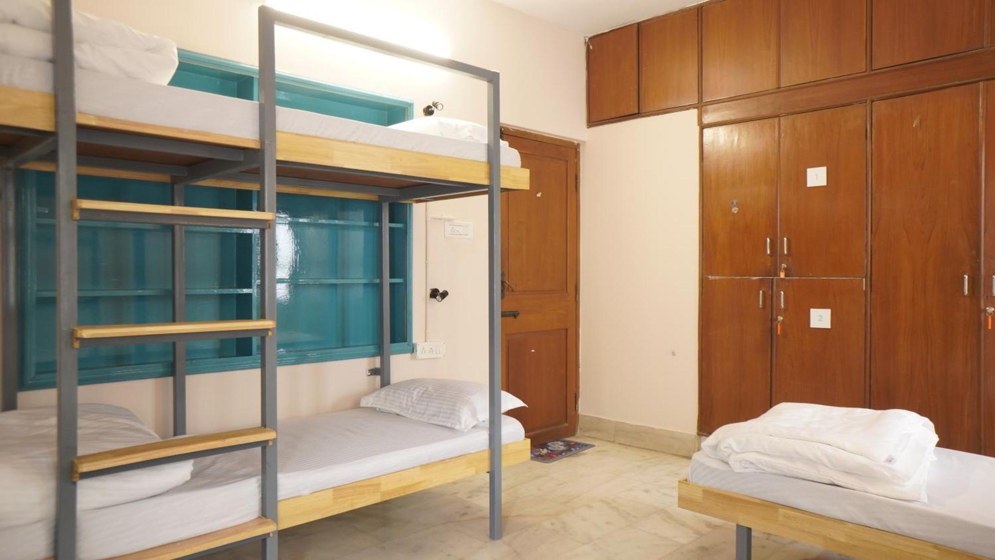 Roambay - Gokulam Hostel Мисор Екстериор снимка