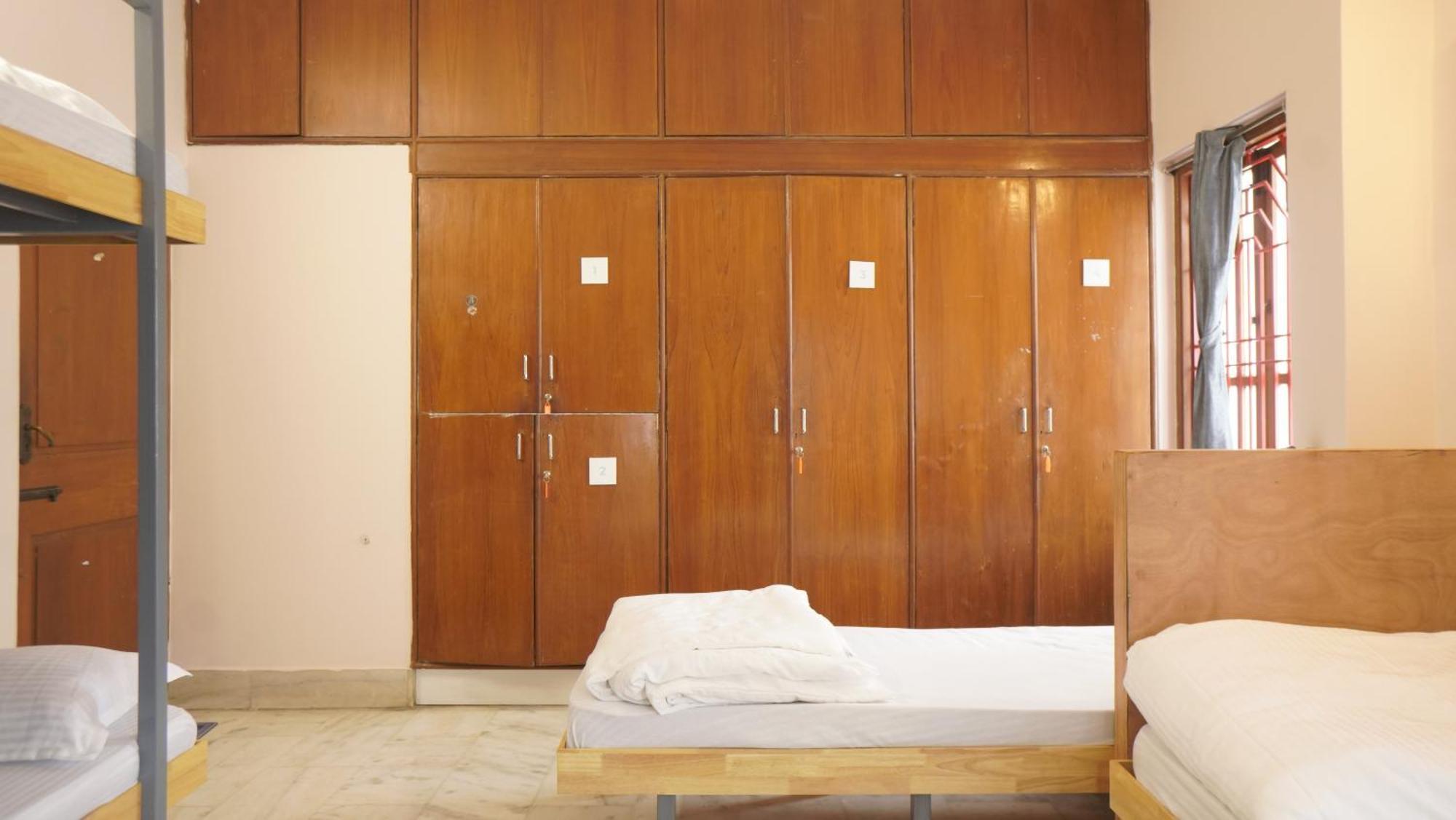 Roambay - Gokulam Hostel Мисор Екстериор снимка