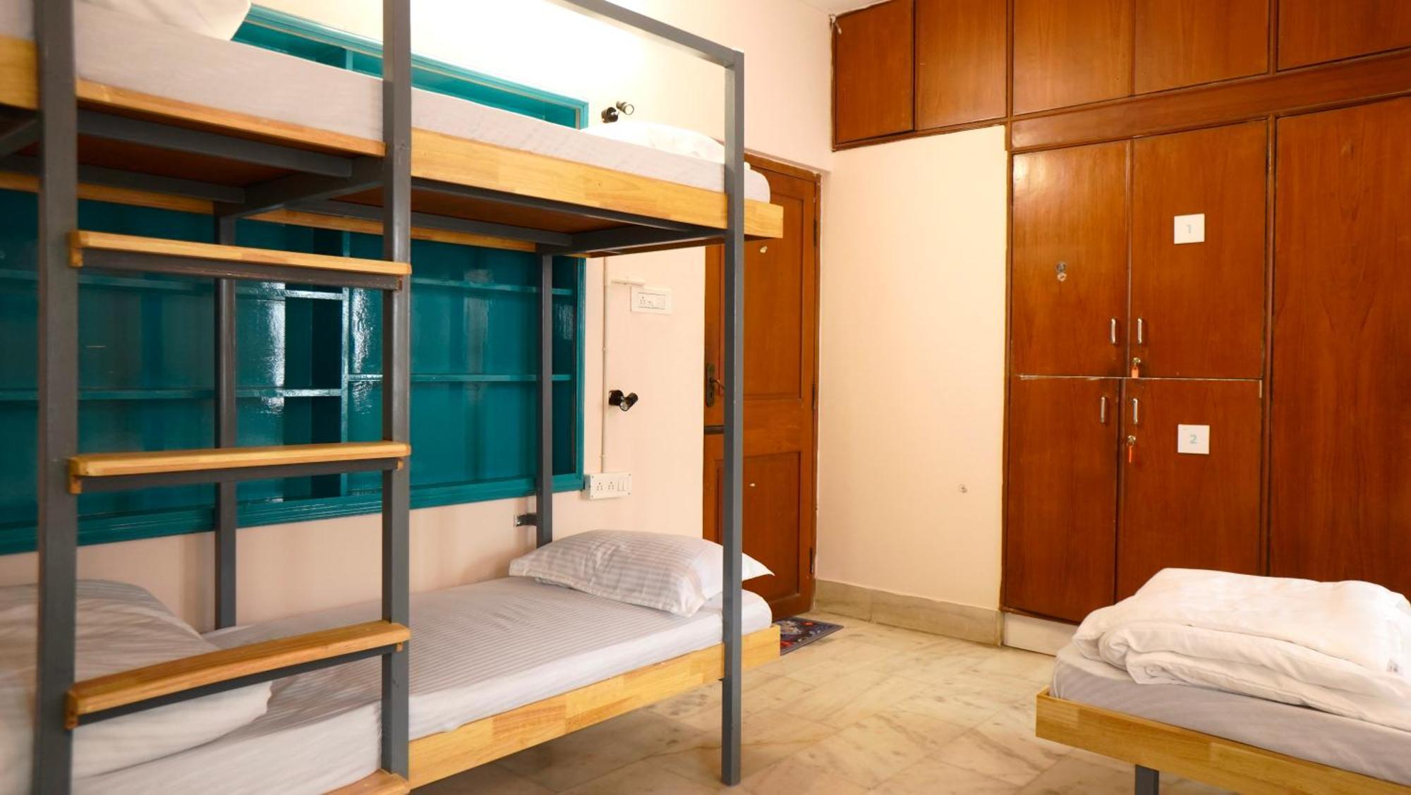 Roambay - Gokulam Hostel Мисор Екстериор снимка