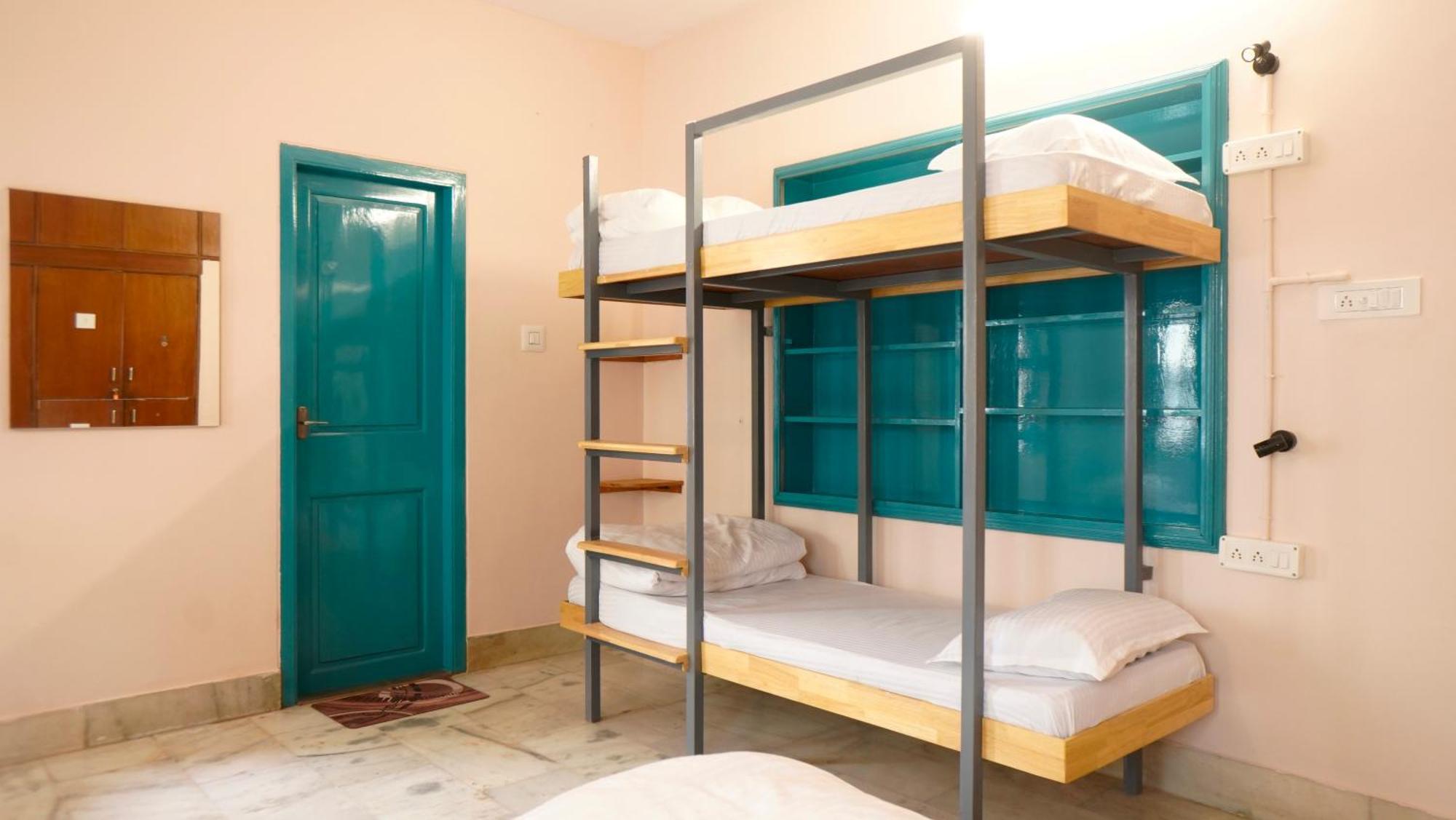 Roambay - Gokulam Hostel Мисор Екстериор снимка